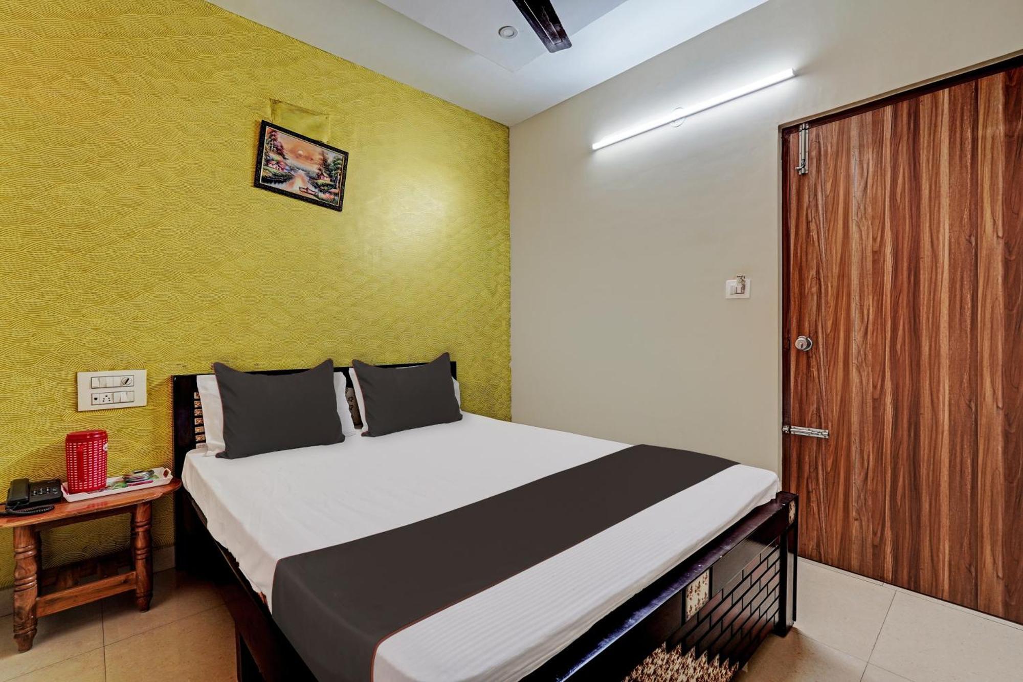 Hotel O Maruthi Residency Bangalore Buitenkant foto